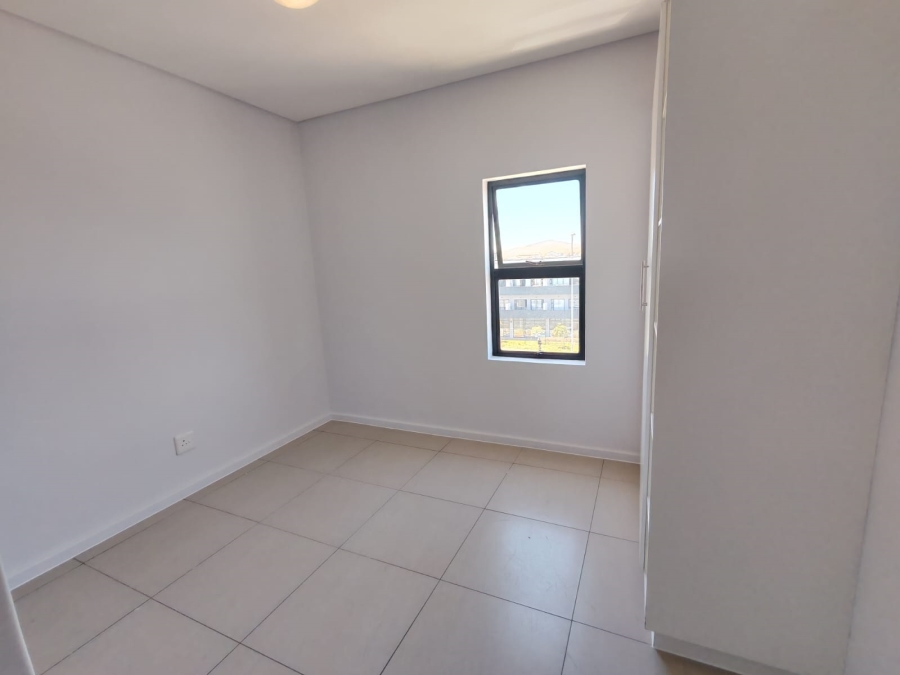 2 Bedroom Property for Sale in Parklands Western Cape